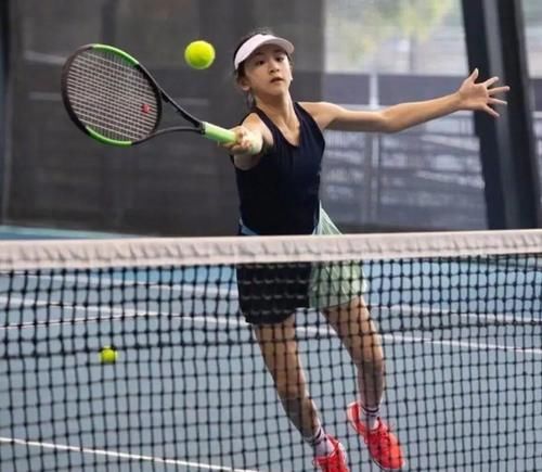 与他们的 与他们的